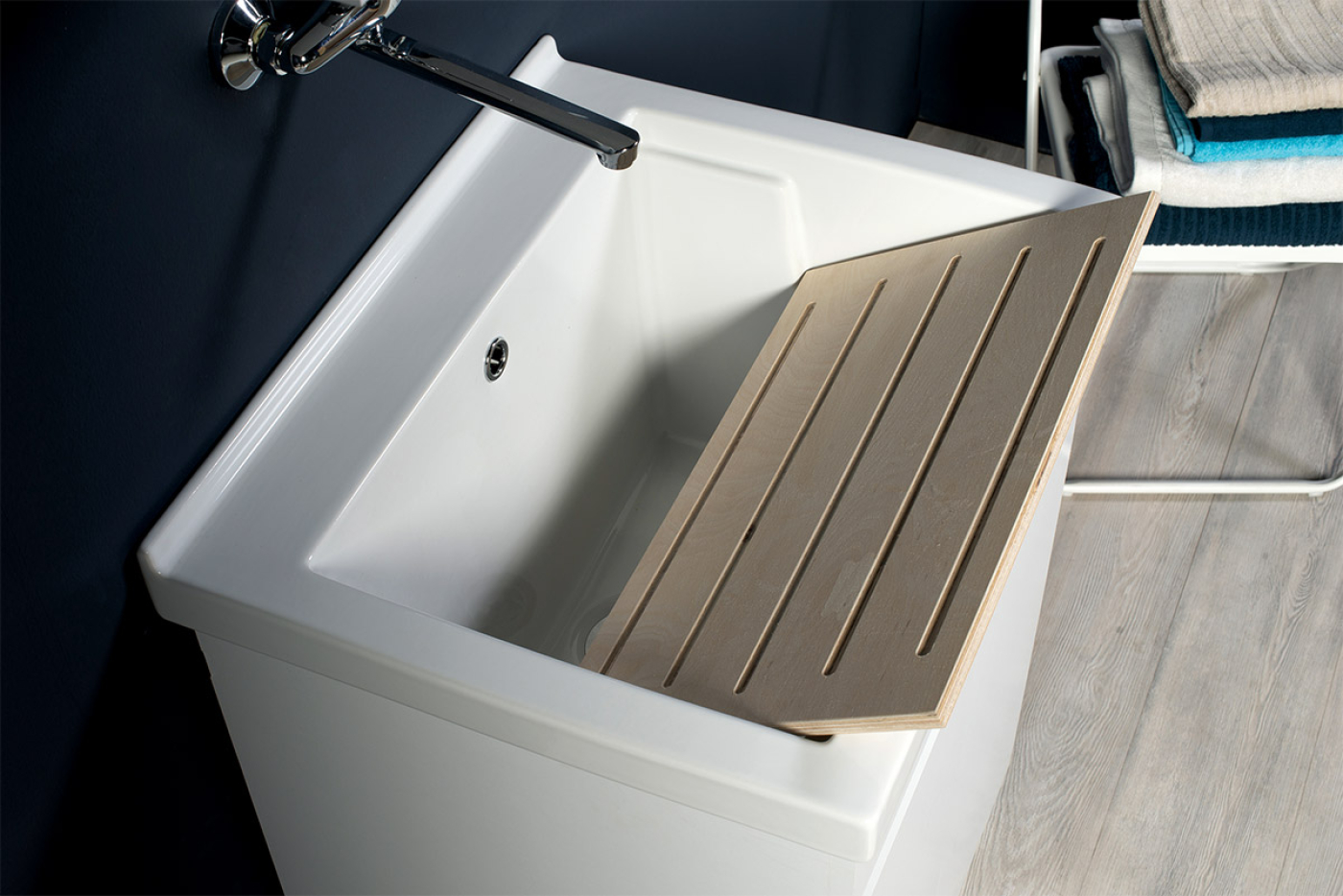 Lavatoio Onda 60x50 in ceramica bianca - Idrica Catania